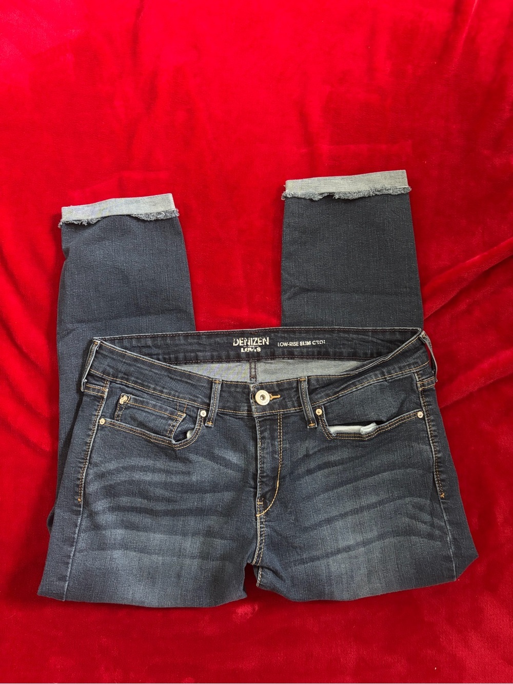Denizen Levi’s Low Rise Slim Crop Jeans - Size 13 / W31